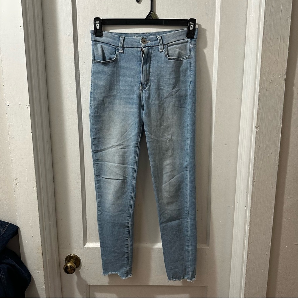 No Boundaries Blue Ankle Cropped Jeans